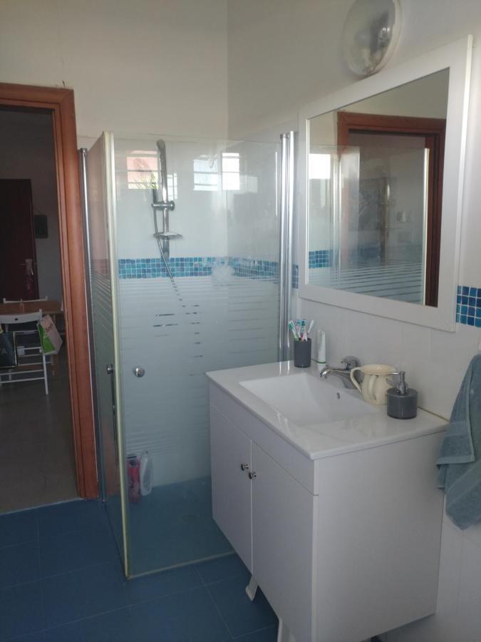 צימר ברחובות - Israeli Home ภายนอก รูปภาพ