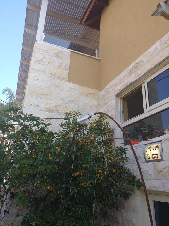 צימר ברחובות - Israeli Home ภายนอก รูปภาพ